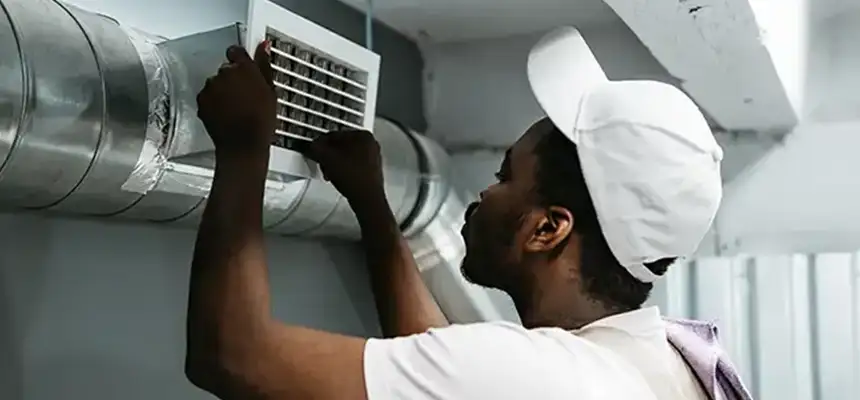 Our Licensed And Insured Cleaners in St. Charles, IL